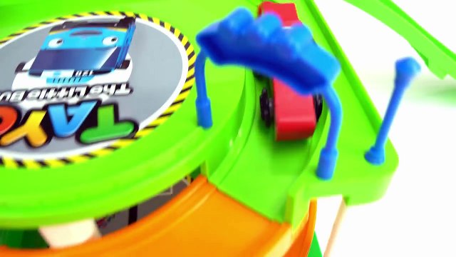 Learning Colors for Toddlers - Teach Babies Numbers - Toy Cars, Lego, Gumballs, Animals - Hour Long!_10