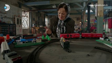 Poyraz Karayel 74. Bölüm - Kendine anarşik kız mı buldun?