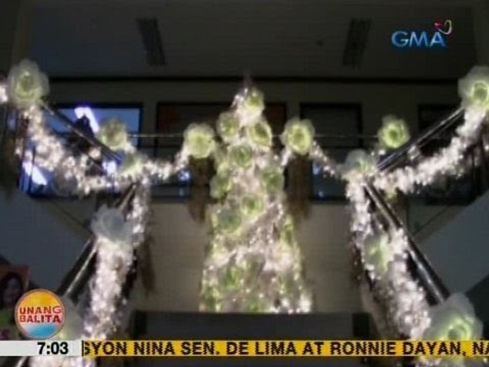 UB: Iriga City Hall, balot ng puting Christmas decorations