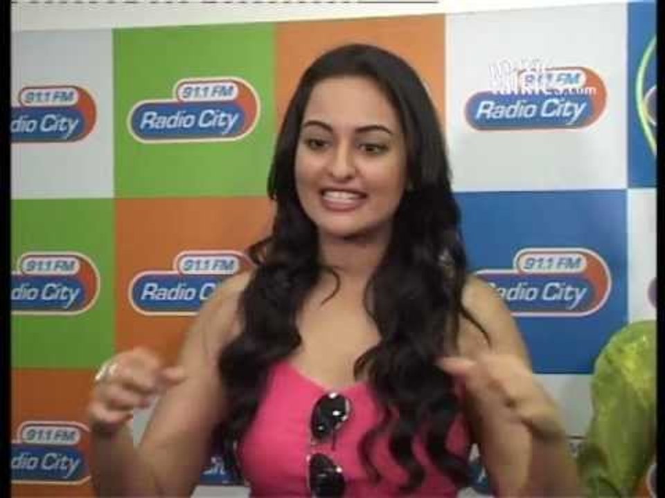 Sonakshi Sinha Promotes 'Joker' At Radio Station