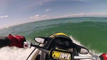 Ce parisien croise un requin lors d'une virée en jet-ski dans les passes du bassin d’Arcachon