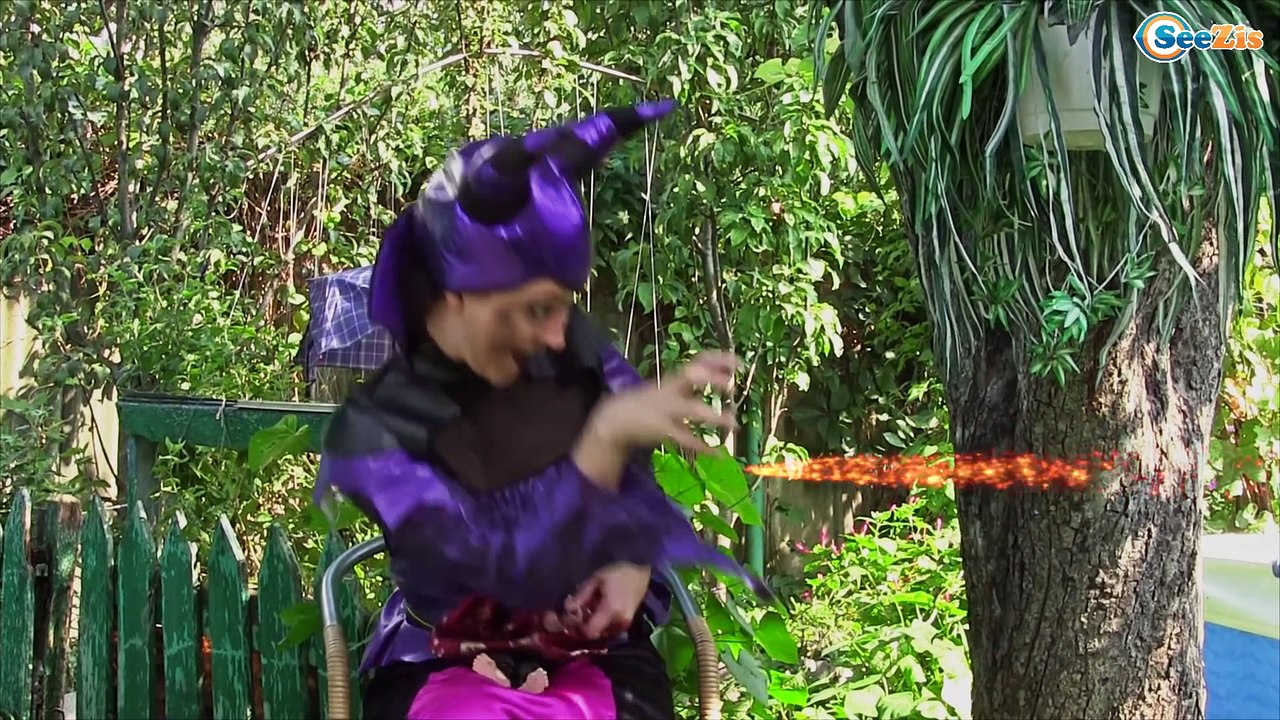 Frozen Elsa LIE TEST w/ Spiderman Surprise Eggs Maleficent Superheroes IRL