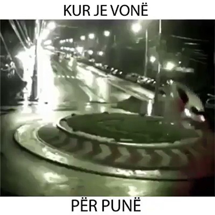 Kur je vonë për punë..