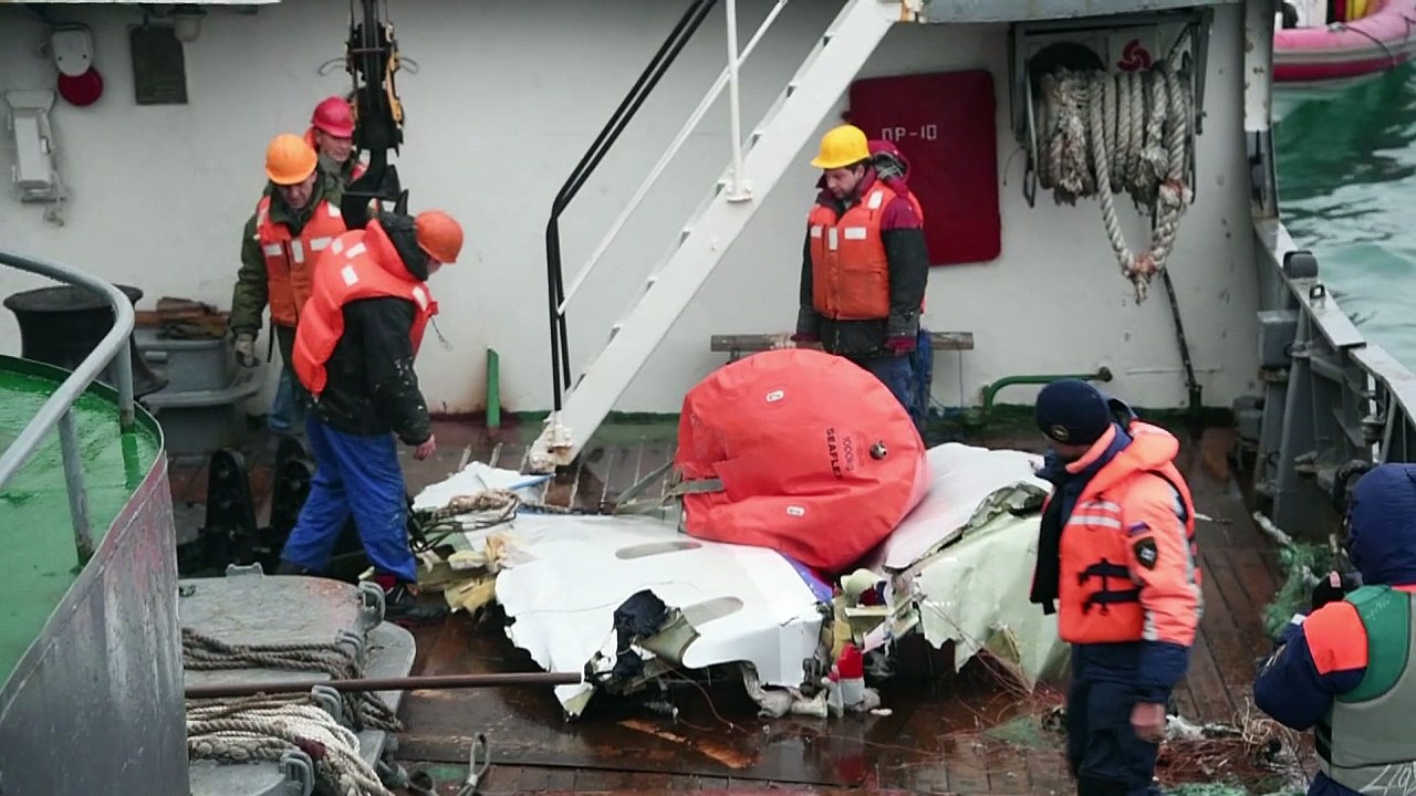 Absturz: Russische Ermittler schließen Anschlag nicht aus