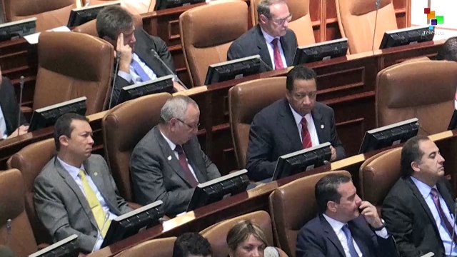 Colombian Lawmakers Pass FARC Amnesty Law