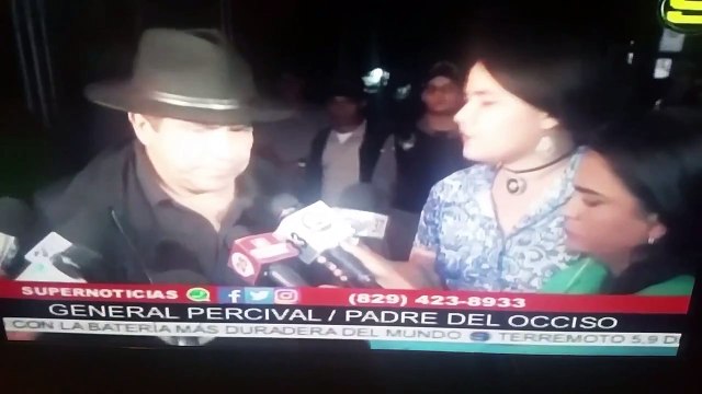 General (r) Percival Peña mientras ofrecía declaraciones sobre el desenlace fina