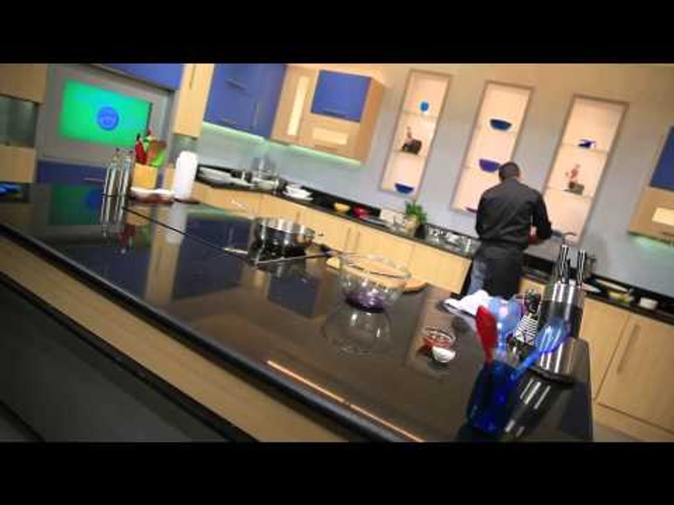 دجاج محشي لحم بقري مدخن - سلطة ساخنة #مطبخ_101 #وسام_مسعود #cbcsofra