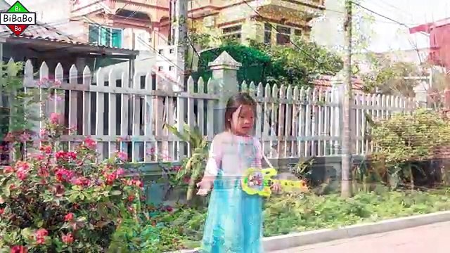 Joker family Frozen Elsa Spiderman Baby Police arrest Anna ✦ Hero Prank in Park Kids Superhero fun