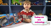 Hot Wheels Toys. Video for children – unboxing set of toys. Cars for boys. New Track for Car