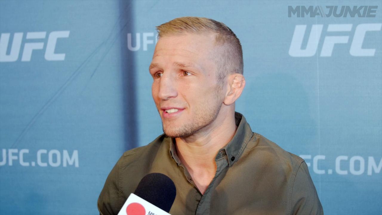 UFC Bantamweight fighter T.J. Dillashaw on Oakland Raiders' future without Derek Carr
