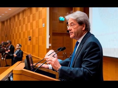 Roma - Conferenza Stampa di Gentiloni (29.12.16)
