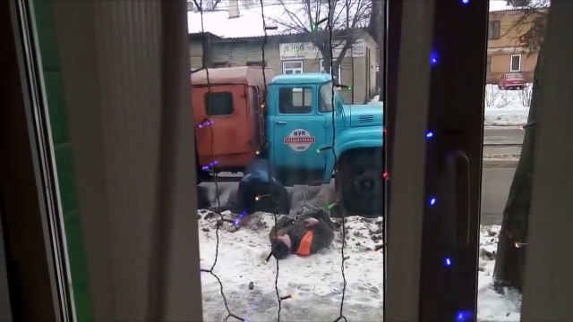 Внезапно, Боярышник наносит удар по коммунальным службам России. Трамп, прекрати!