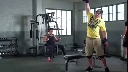 John Cena Baila En El GYM [Comercial]