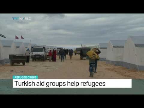 Turkish aid groups help refugees