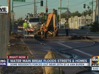 Phoenix water main break floods streets and homes