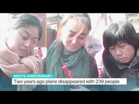 Relatives of victims of the missing MH370 held memorial in Beijing