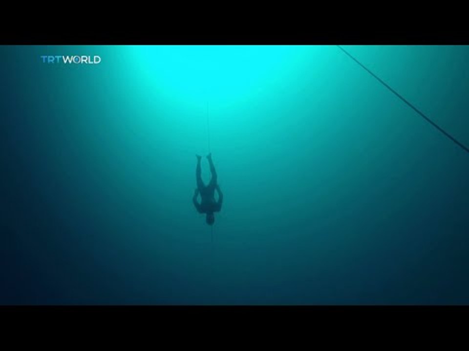 Freediver from New Zealand breaks the world record