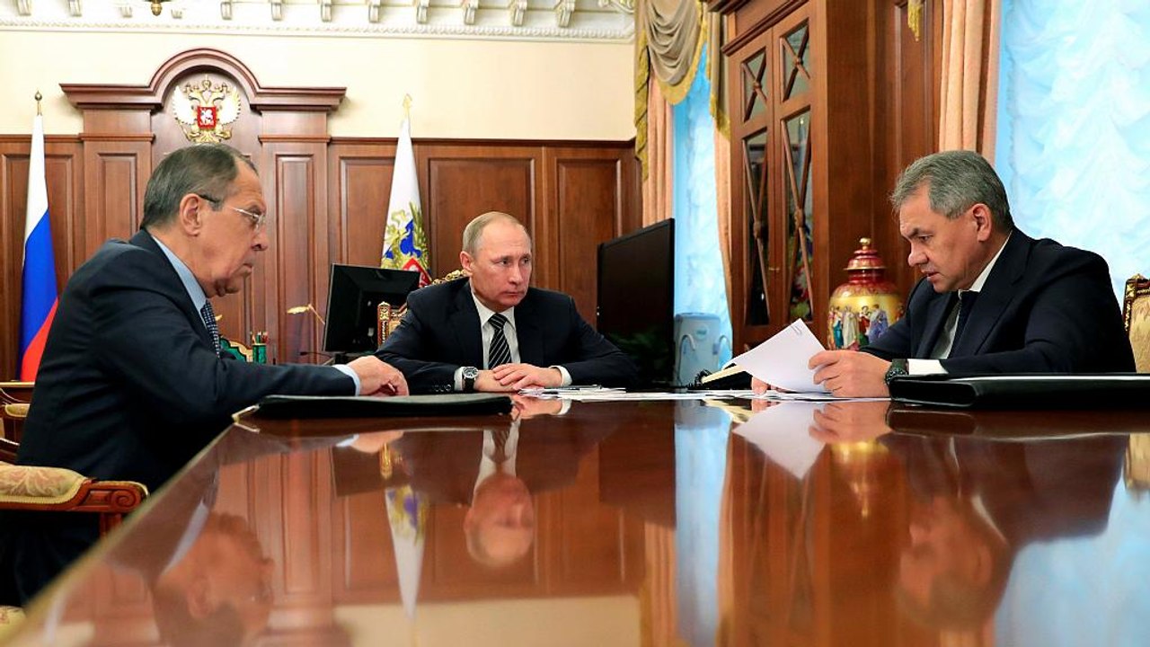 ABD'nin Rus diplomatları sınır dışı etme kararına Moskova'dan yanıt geldi