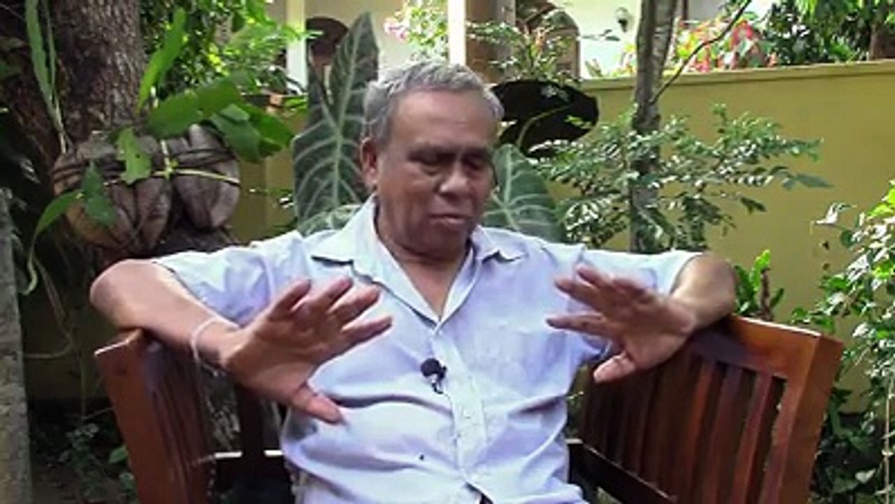 ආප්ප කා ගිය සිරිසේනගේ ඔලුවේ තියෙන්නේ රට නෙවේ...මෙන්ම ඇත්ත