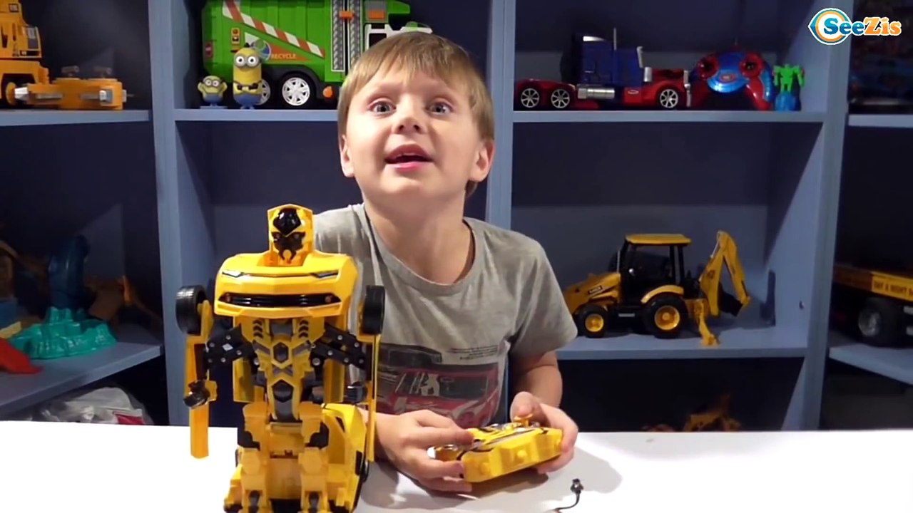 Bumblebee Transformer. Video for kids – unboxing set of toys. Transformers for children