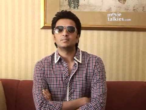 Riteish Deshmukh Talks About His 'Housefull 2' Director Sajid Khan