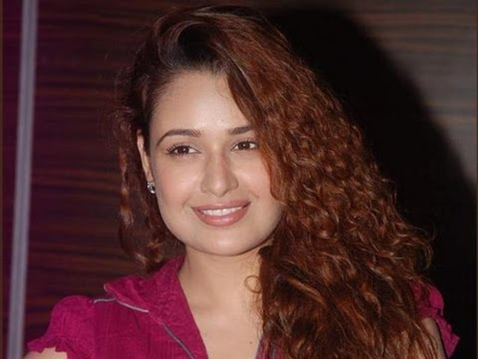 Uvika Choudhary gushes about the advantages of 'The Earth Diet'