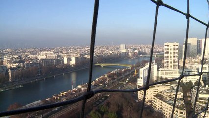 Paris: le pic de pollution vu du ciel