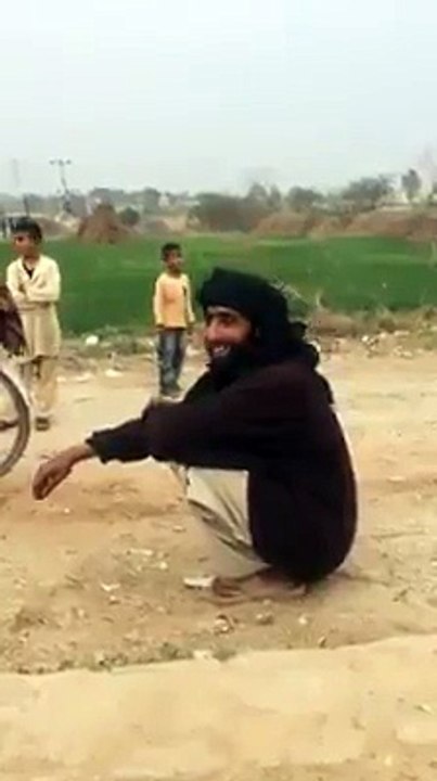 Old Man Of Saif Al Malook Sing a Cultural Song - Very Nice Voice