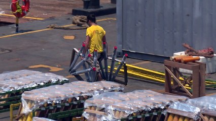 Rio se prépare pour le feu d’artifice du réveillon