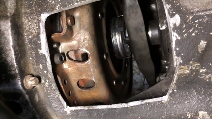 Manual transmission visible clutch engagement