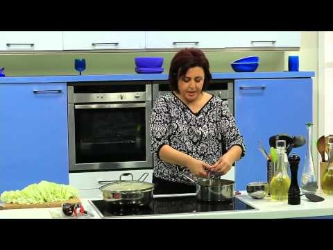 كرنب مطبوخ باللحمة الضانى - شوربة كرنب - سلطة كرنب كالكنا | عيش وملح حلقة كاملة