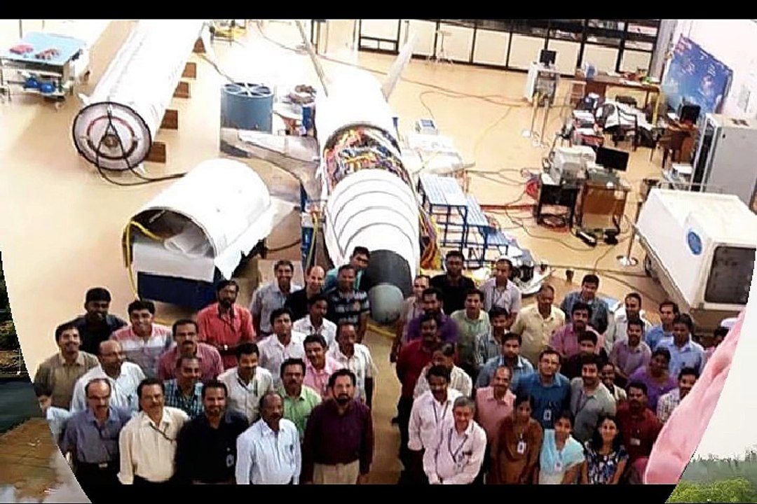 Military Weapon India s very own space shuttle the Re usable Launch Vehicle RLV