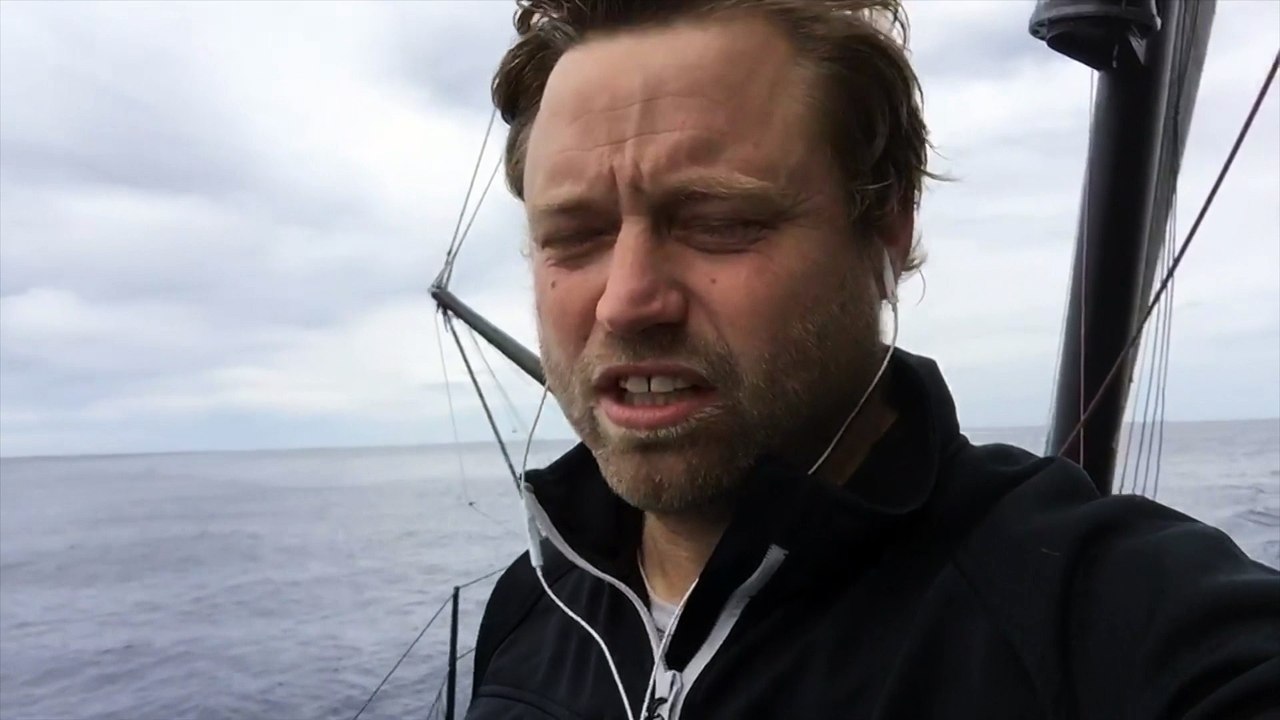 D54 : Images from Alex Thomson / Vendée Globe