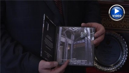 15 Temmuz'u unutturmayan yeni yıl tebrik kartı