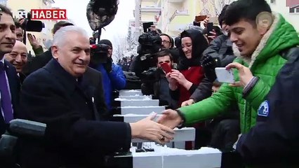 Başbakan'dan Sincanlılara ziyaret