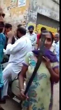 ਨਸ਼ੇ ਕਰਨ ਲਈ ਮਾਂ ਬਾਪ ਨਾਲ ਕੁੱਟਮਾਰ ਕਰਨ ਵਾਲਾ ਇਹ ਲੜਕਾ, ਦੇਖੋ ਪੂਰੀ ਜਾਣਕਾਰੀ