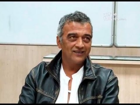 Prateik and Amy Jackson at Lucky Ali's performance during the Gitanjali Solitaire Brand Launch