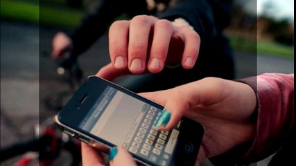 4 علامات تكشف احتواء هاتفك على برنامج تجسس