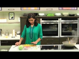 دبابيس دجاج بالصلصة البيضاء و وصفات آخري - مغربيات حلقة كاملة