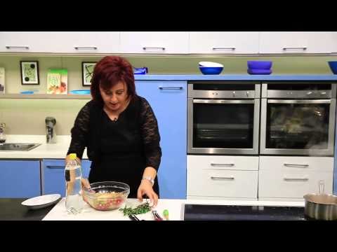 فراخ بالصودا - صدور الدجاج بالكولا - سلطة فواكة بالصودا | عيش وملح حلقة كاملة