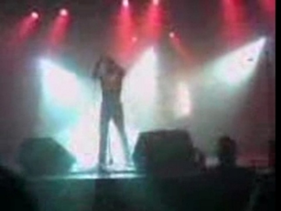 Chante repondit l'echo