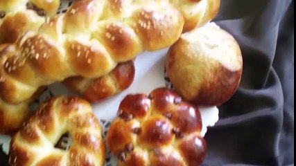 brioche prestige ,facileكرص،قراشل أو بريوش راقي(بطريقة سهله،شكل مختلف و مذاق هائل جد) - YouTube (480p)