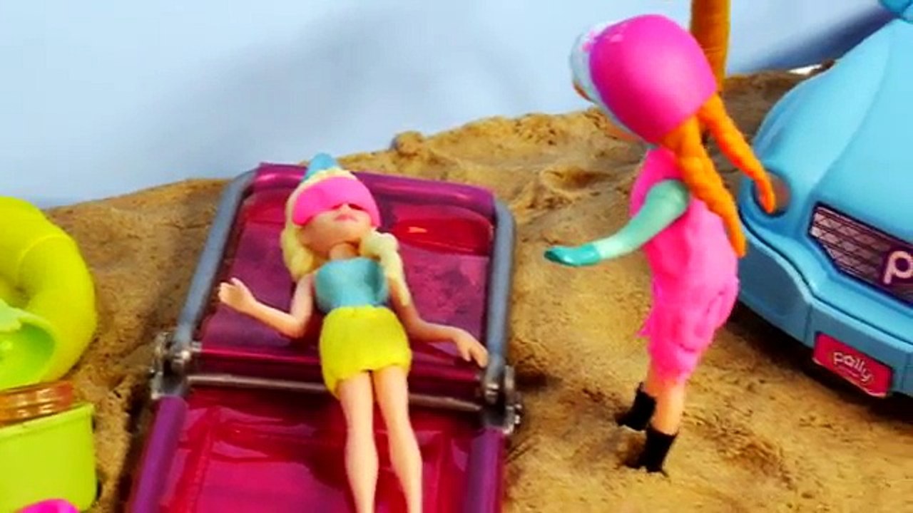 Disney FROZEN Elsa and Annas Road Trip to PLAY DOH Beach Queen Elsa Pranks Princess Anna Part 3