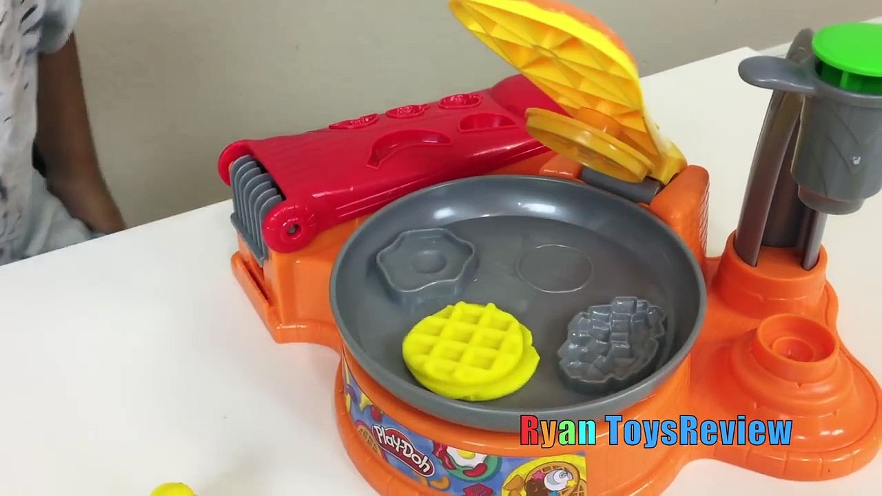 Play Doh Breakfast Cafe toys for Kids Waffle Maker Play Dough Food