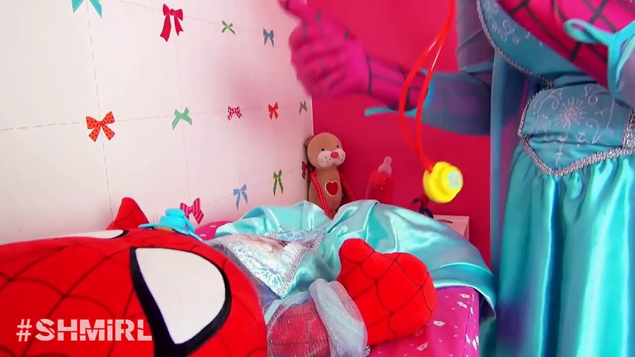 Frozen Elsa Pink Spidergirl - Frozen Elsa as Nurse Doctor Spiderelsa Fun Superhero in Real Life :)