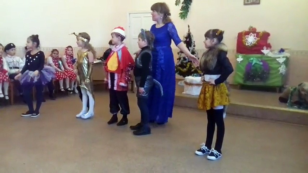 Новогодний утренник подразделения Искра