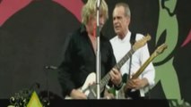 Status Quo Live - Roll Over Lay Down(Rossi, Lancaster,Parfitt,Coghlan) - Glastonbury Festival 28-6 2009