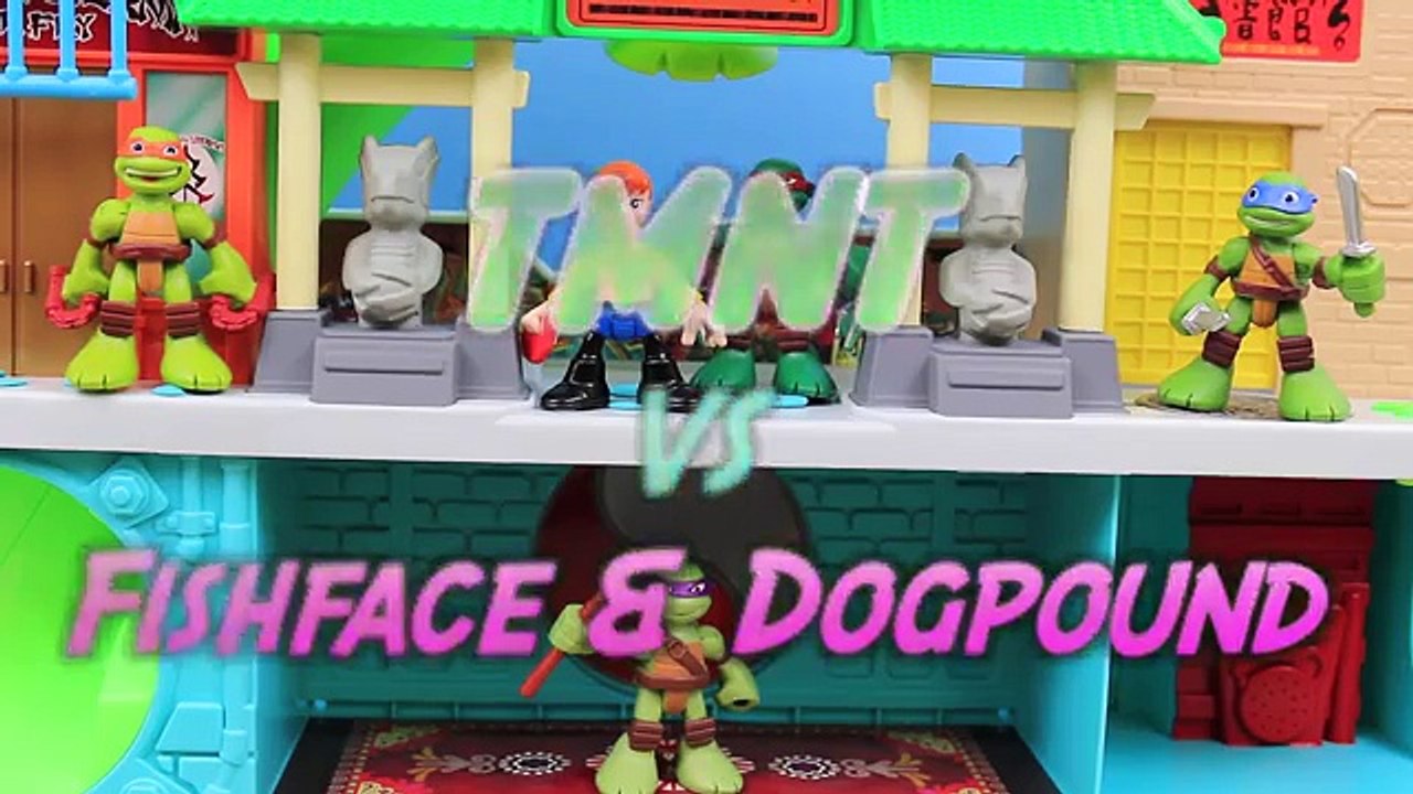 Teenage Mutant Ninja Turtles Fight Fishface and Dogpound in Chinatown Sewer Lair TMNT Playset