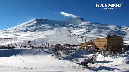 ERCİYES'TE KAR BEREKETİ