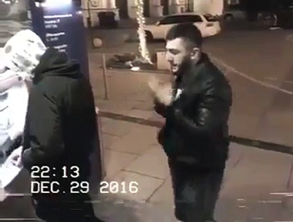 Pris en flag par une caméra en tentant de voler un portefeuille !